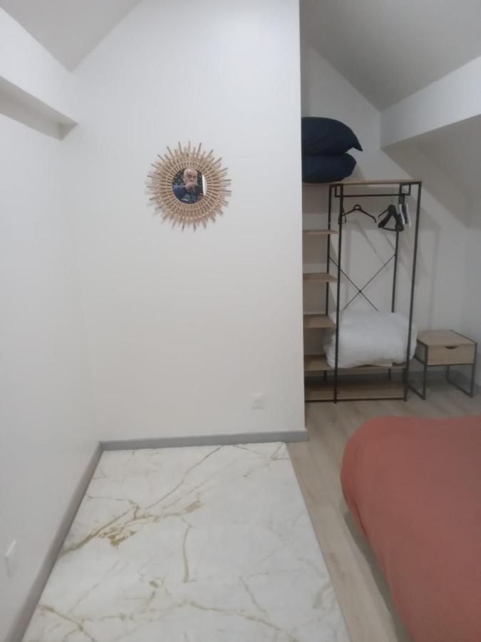 Écouen Joli Appartement De Vacances מראה חיצוני תמונה