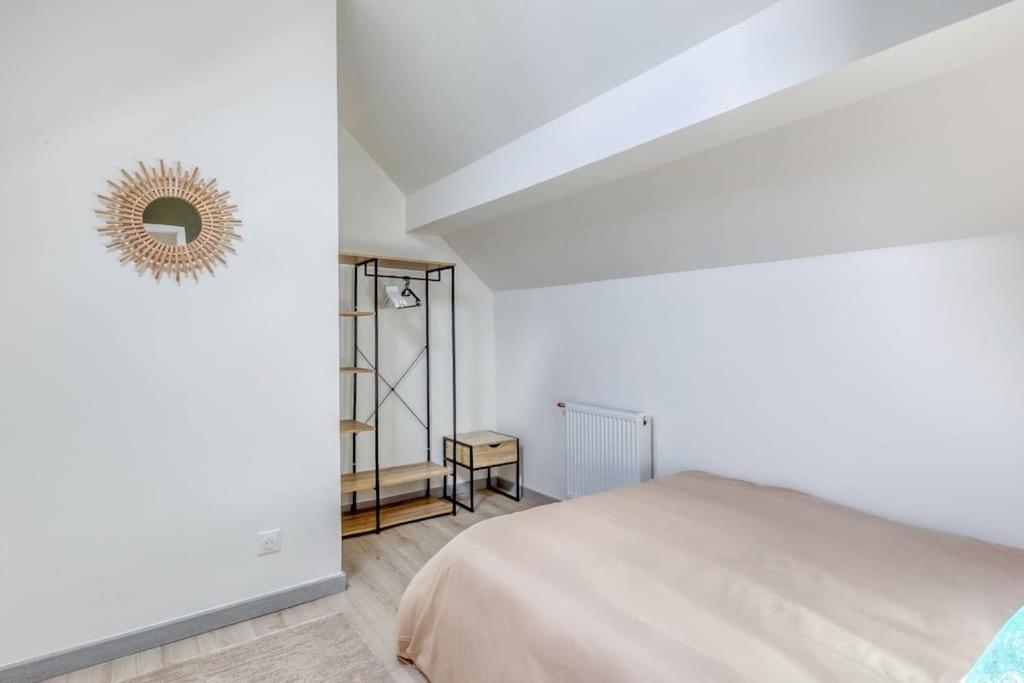 Écouen Joli Appartement De Vacances מראה חיצוני תמונה
