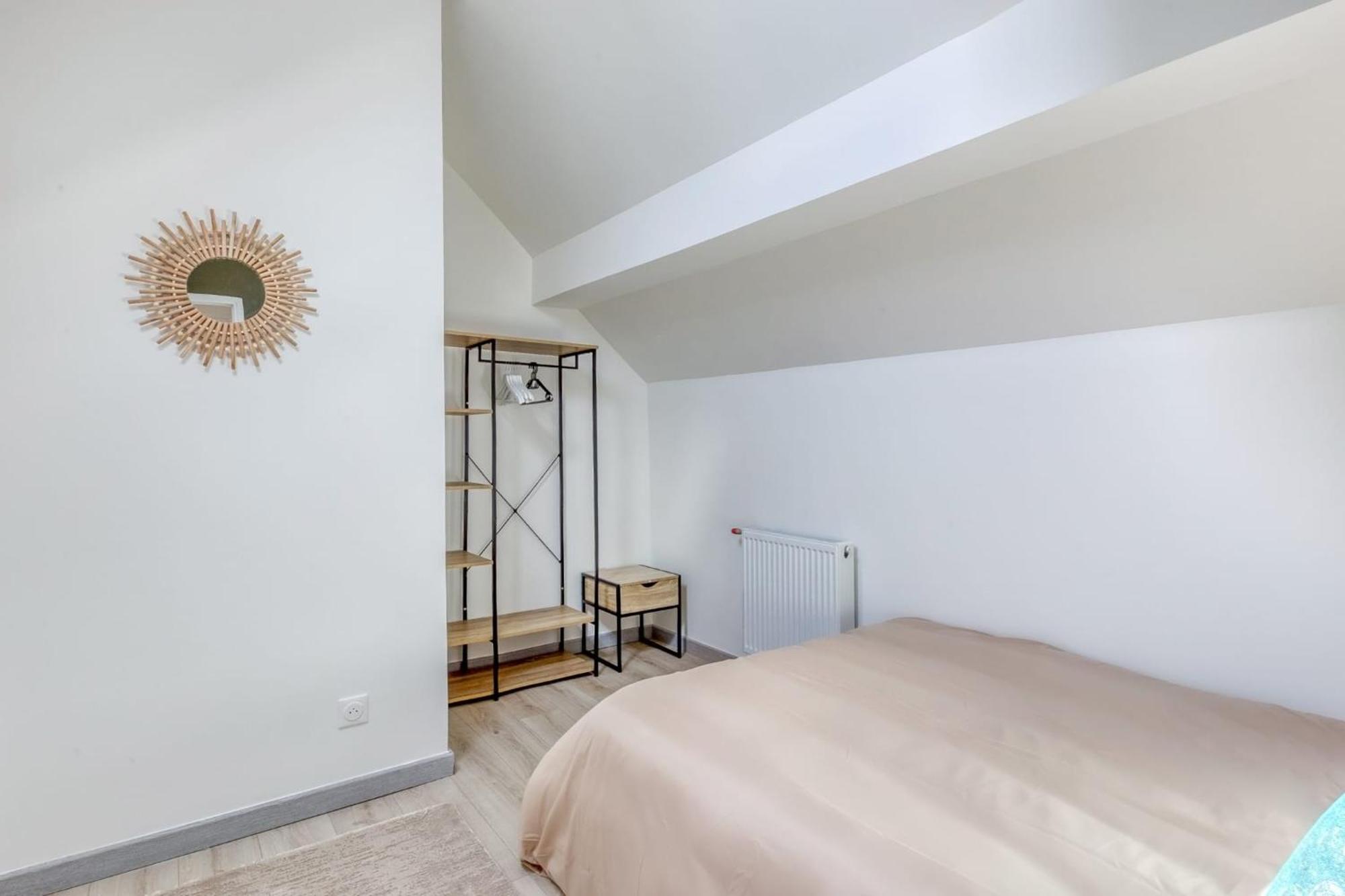 Écouen Joli Appartement De Vacances מראה חיצוני תמונה