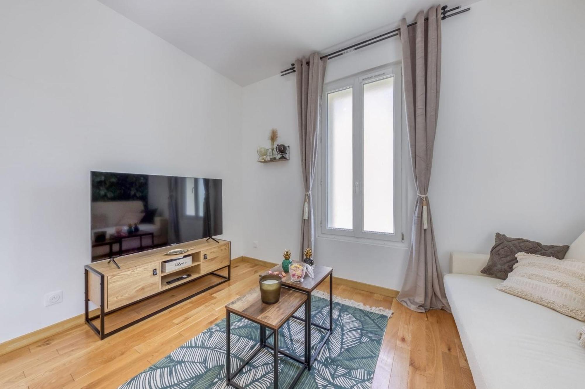 Écouen Joli Appartement De Vacances מראה חיצוני תמונה
